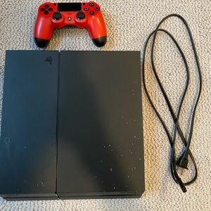 PS4 JUST LIKE NEW WITH CUSTOM CONTROLLER